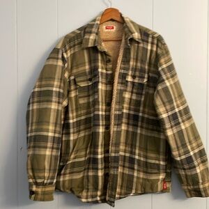 green and grey plaid wrangler jacket, light brown sherpa lined, size medium